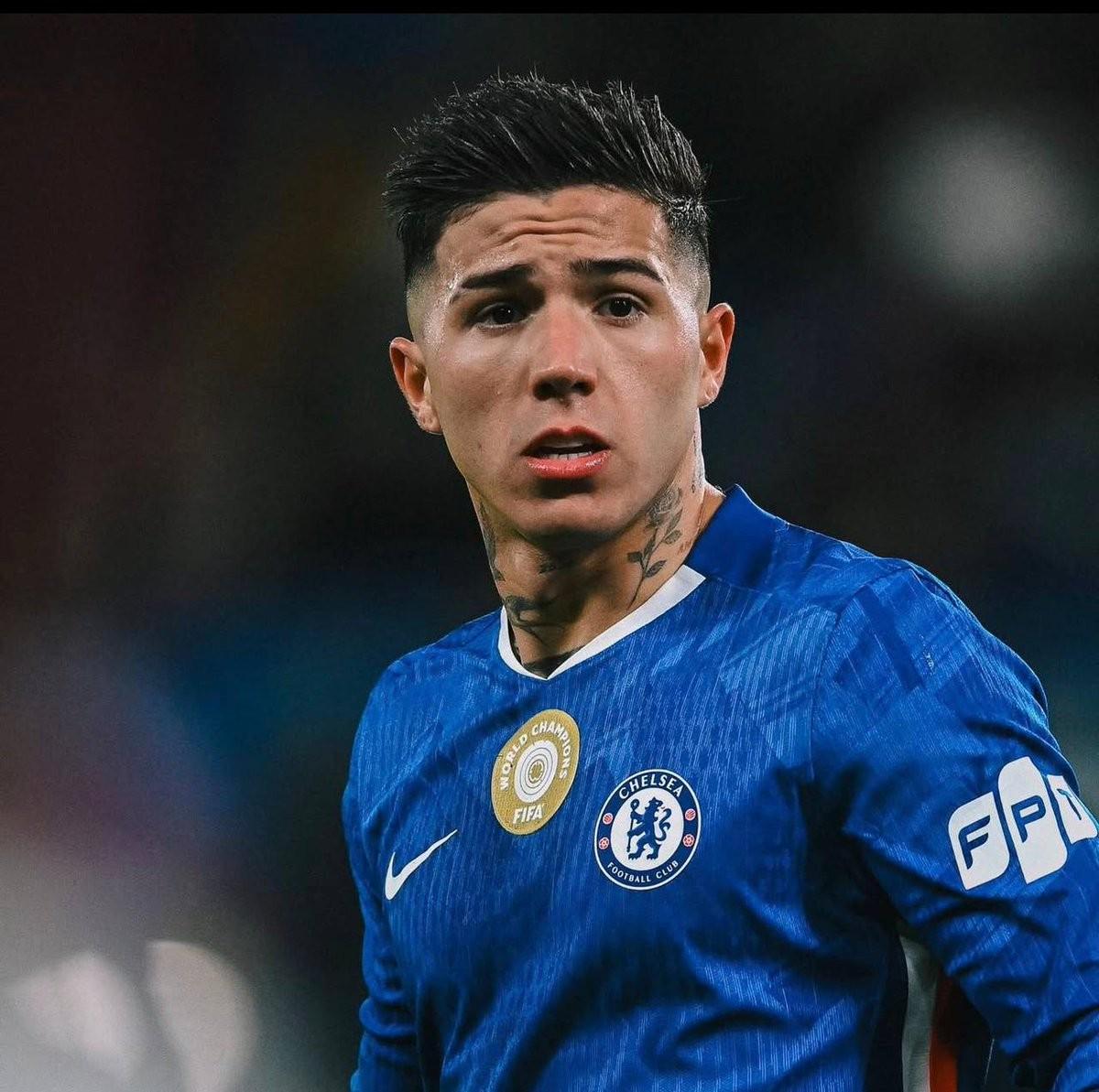 电竞-英媒：尽管争议不断，但切尔西不打算在夏窗出售恩佐